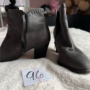 Zigi Soho Black Suede Ankle Boots